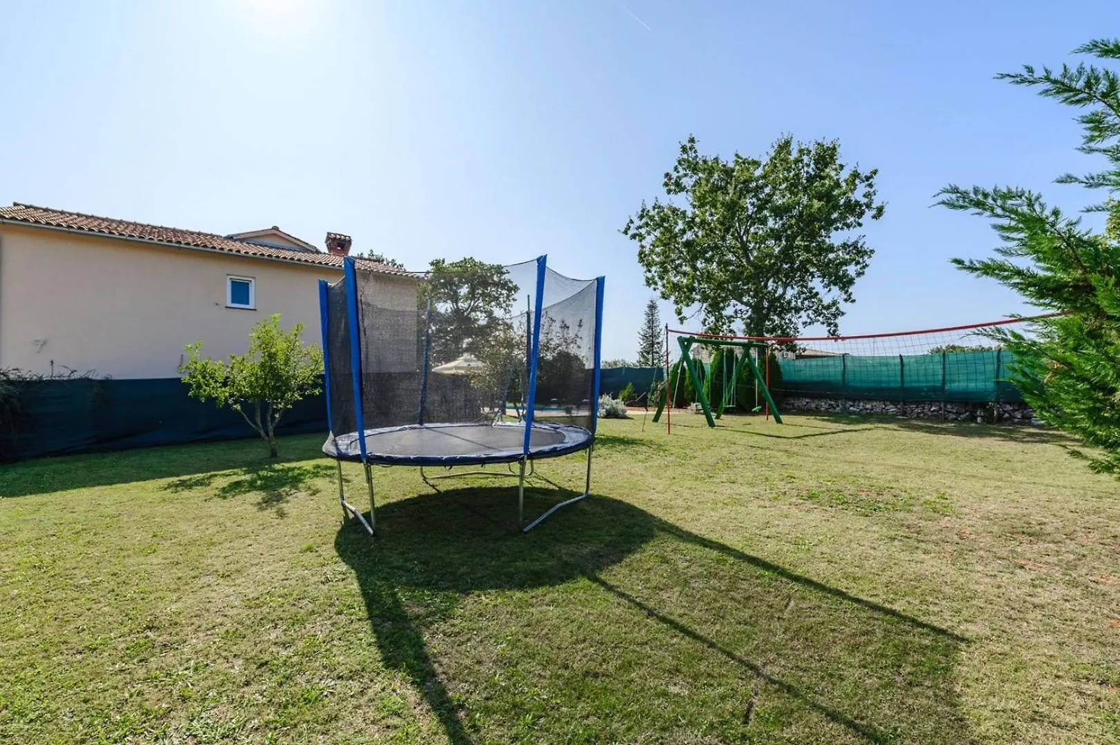 公寓 TinjanApp Sadina With Private Pool And Garden公寓